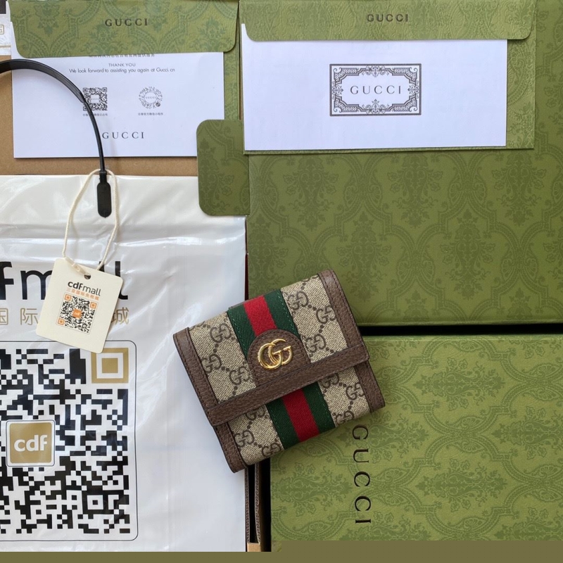 G*u*i wallets & purse